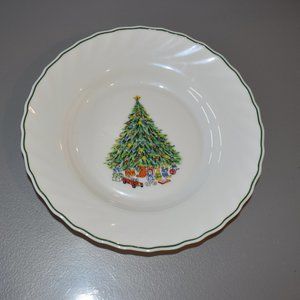 NOEL PORCELLE The House of Salem Christmas Tree 8” Soup/Cereal Bowl